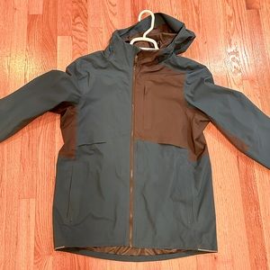 Lululemon Waterproof Full-Zip Rain Jacket men’s size Medium